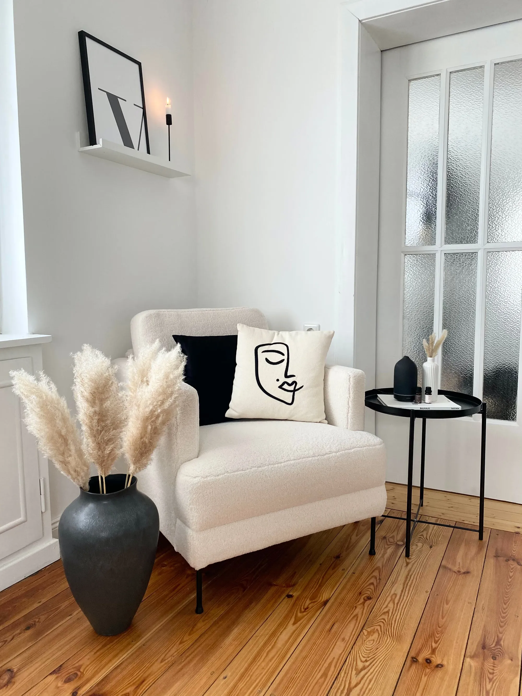 Living Room Chair 