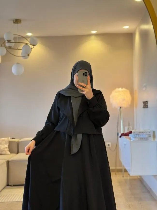 طاقم من قطعتين (robe sans manche + veste ) 😍⭐