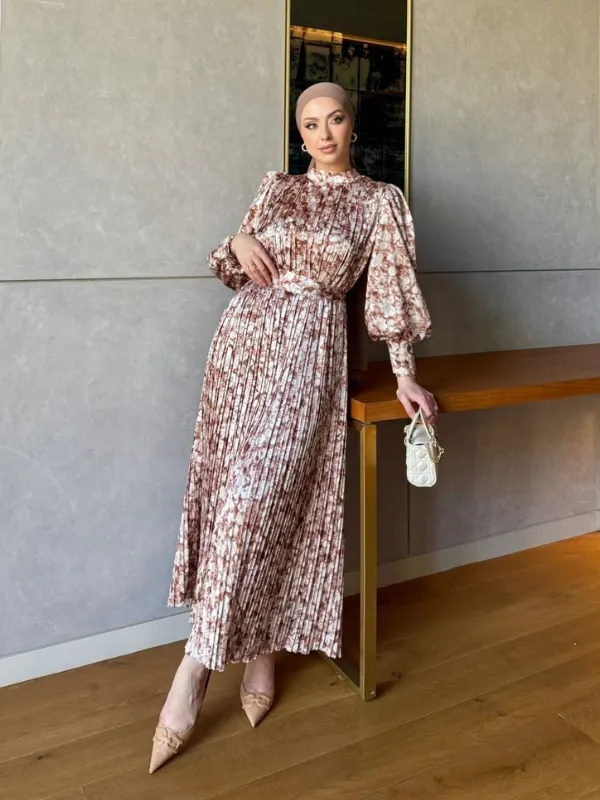 Robe Longue Plissée