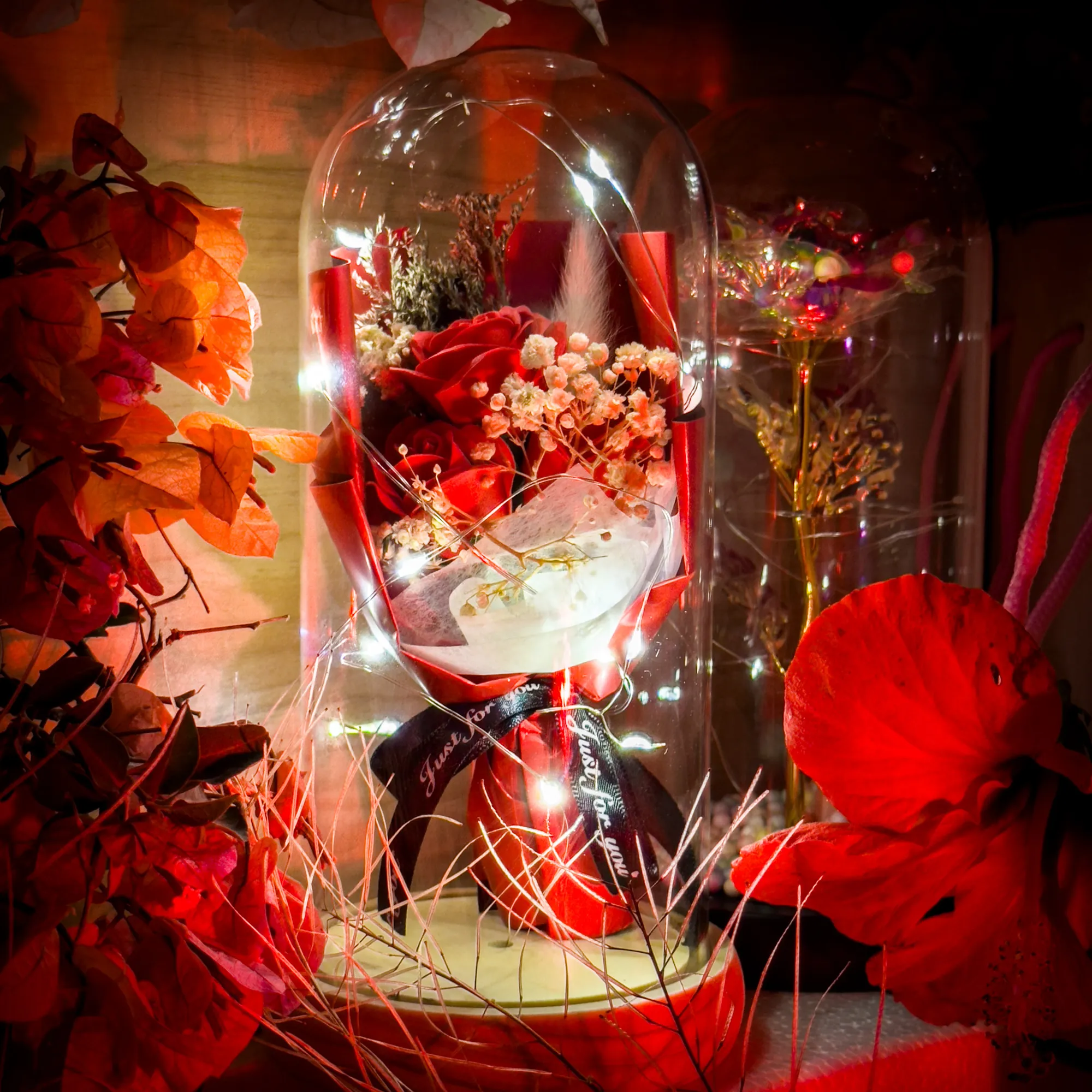 Lampe Rose Éternelle Avec Guirlande En Dôme De Verre..💕