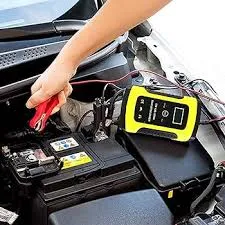 Chargeur pour batteries de voiture