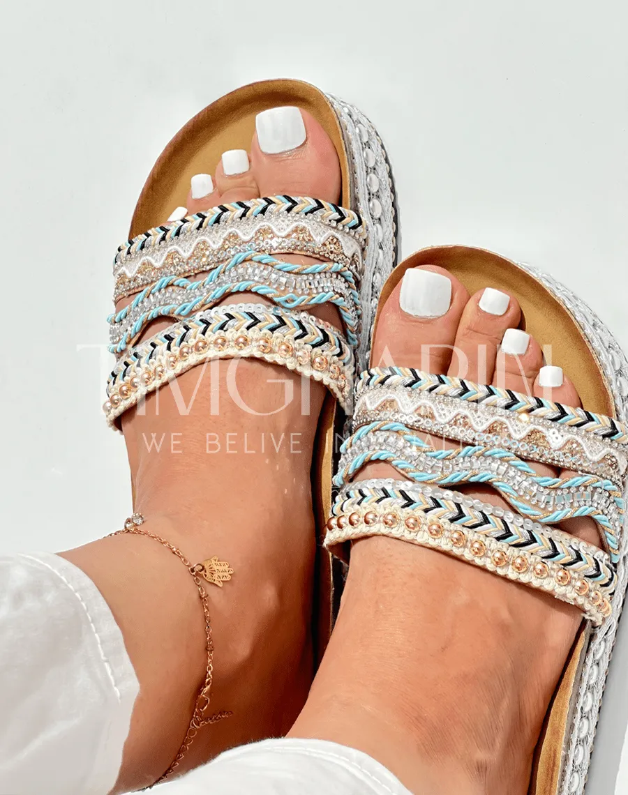 Mule Tressée Multicolore avec Perles