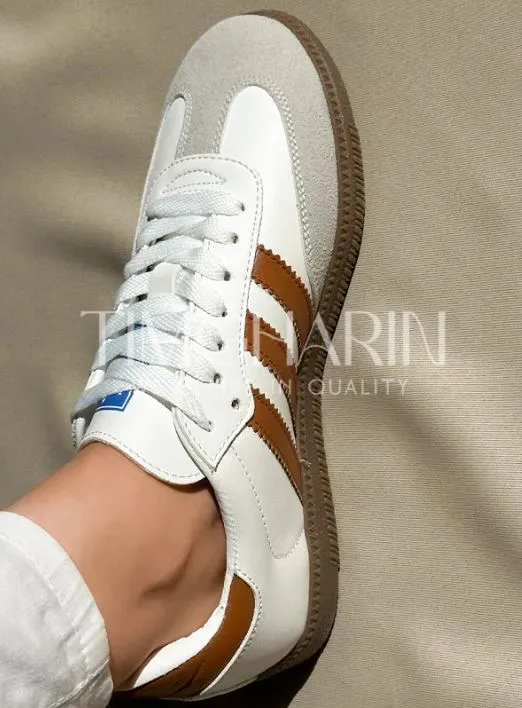 Basket femme Blanc avec détails Bordeaux