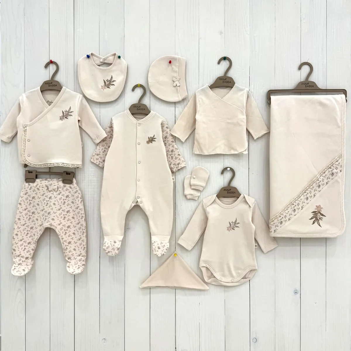 Pack NAISSANCE -BAPTEME GRACE 10PIECES CODE AK-3951MXL-CREME