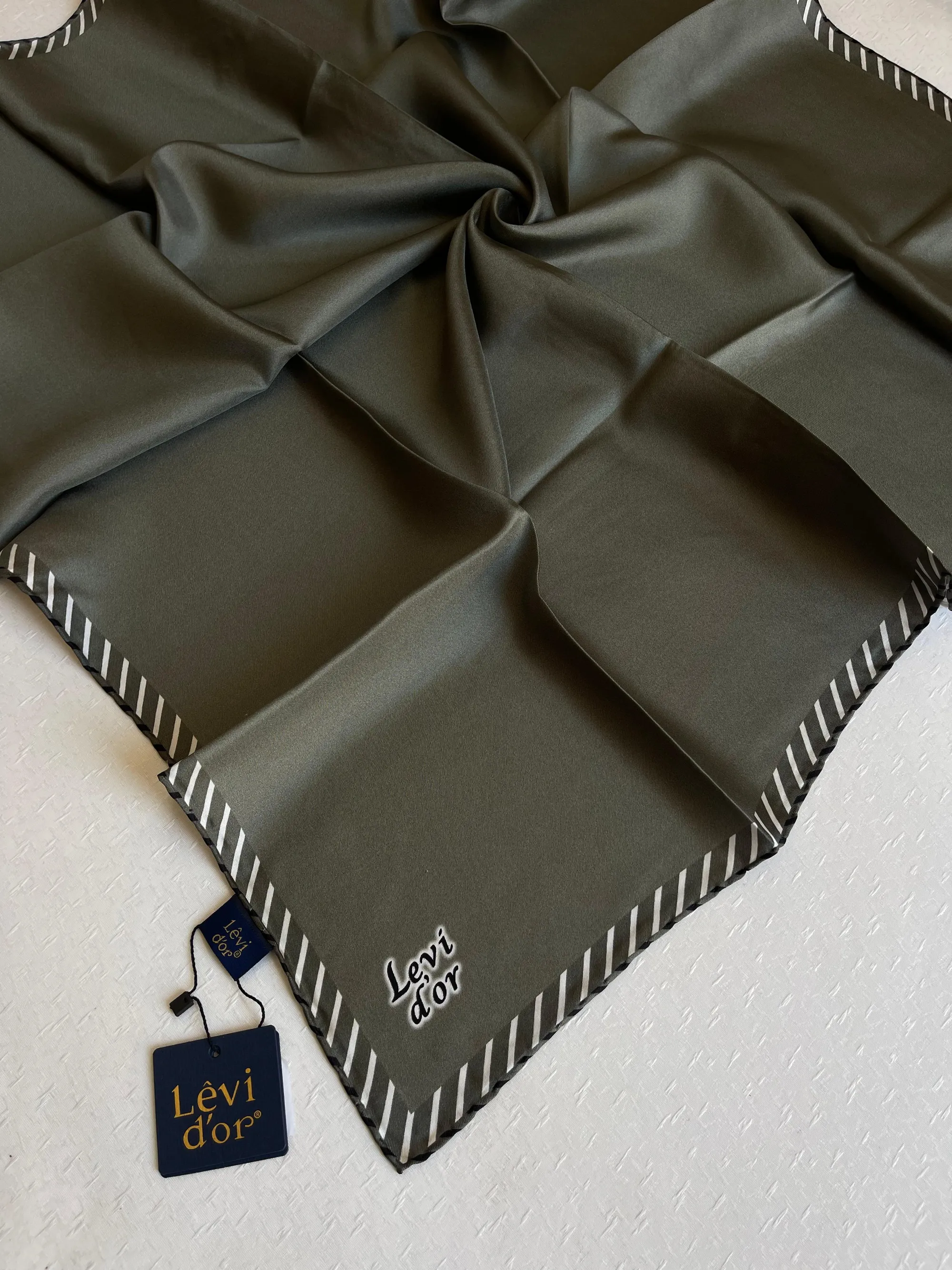 LEVIDOR Écharpe 100% PURE SOIE CODE-HSCLVD50020T-2