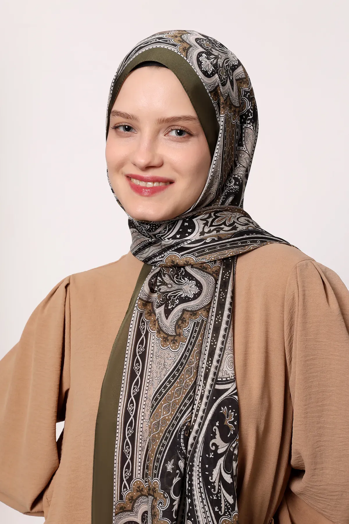 Châle LuvènSara - Satin de Soie CODE-HS884LVS1104