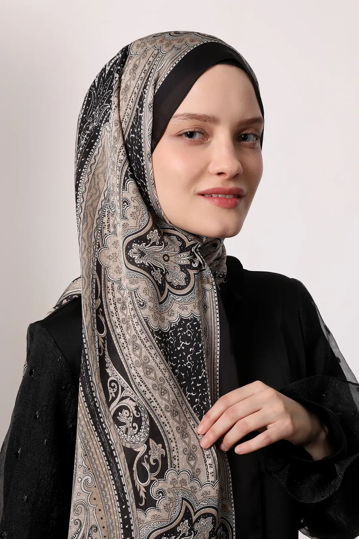 Châle LuvènSara - Satin de Soie CODE-HS884LVS1107