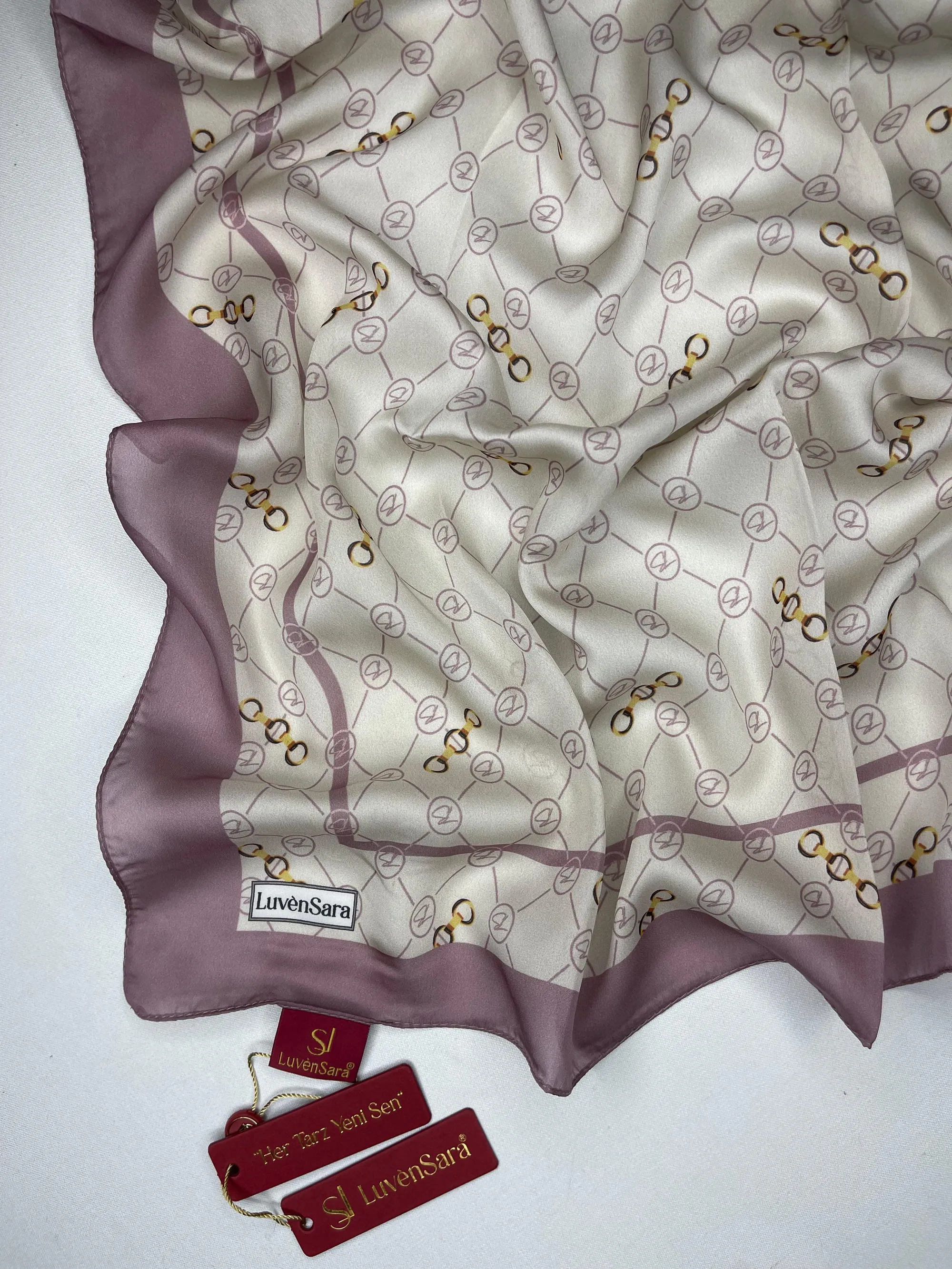 Châle LuvènSara - Satin de Soie CODE-HS884LVS1120x1
