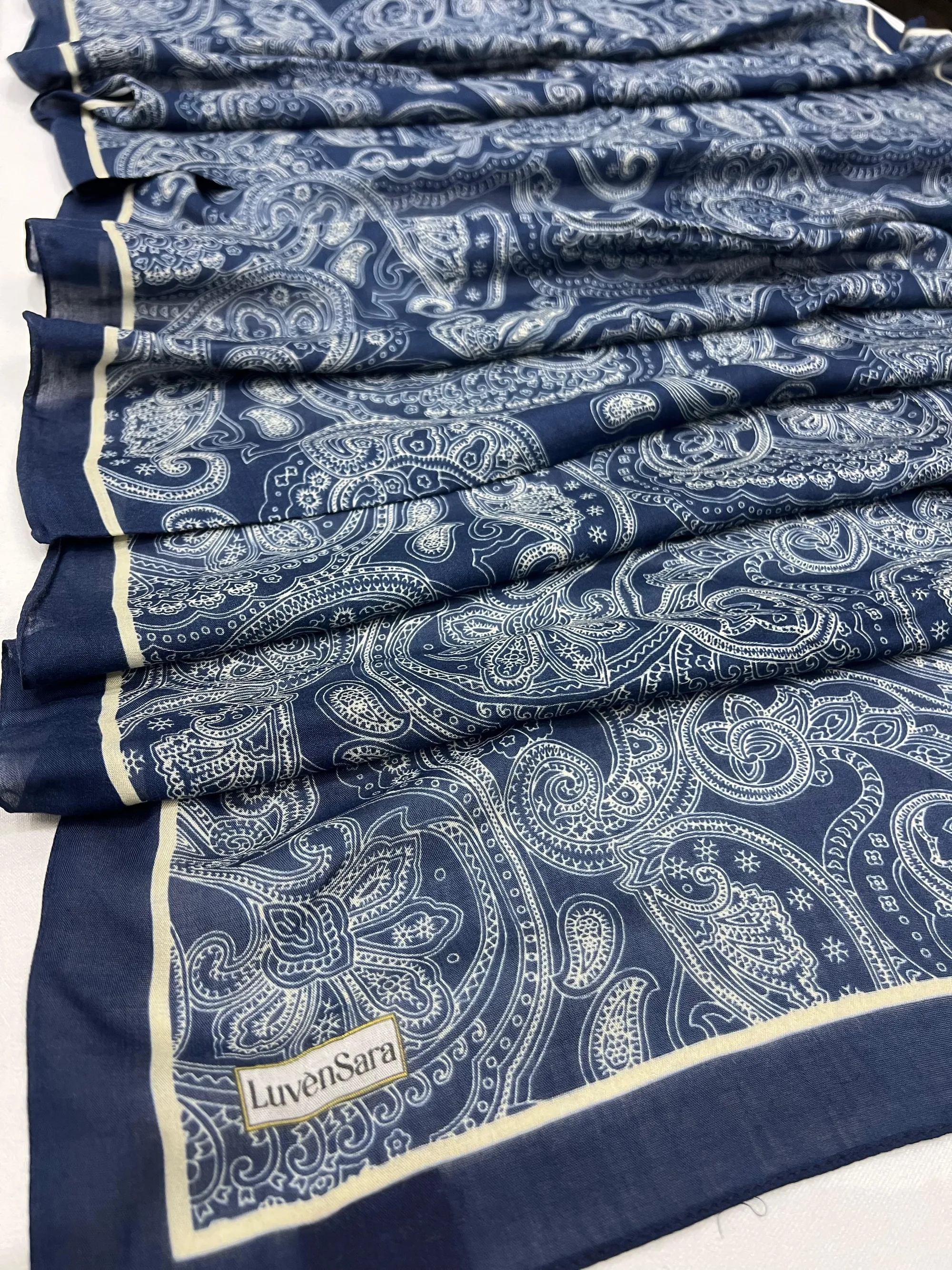 Châle LuvènSara - Modal & soie – CODE-HS883LVS02