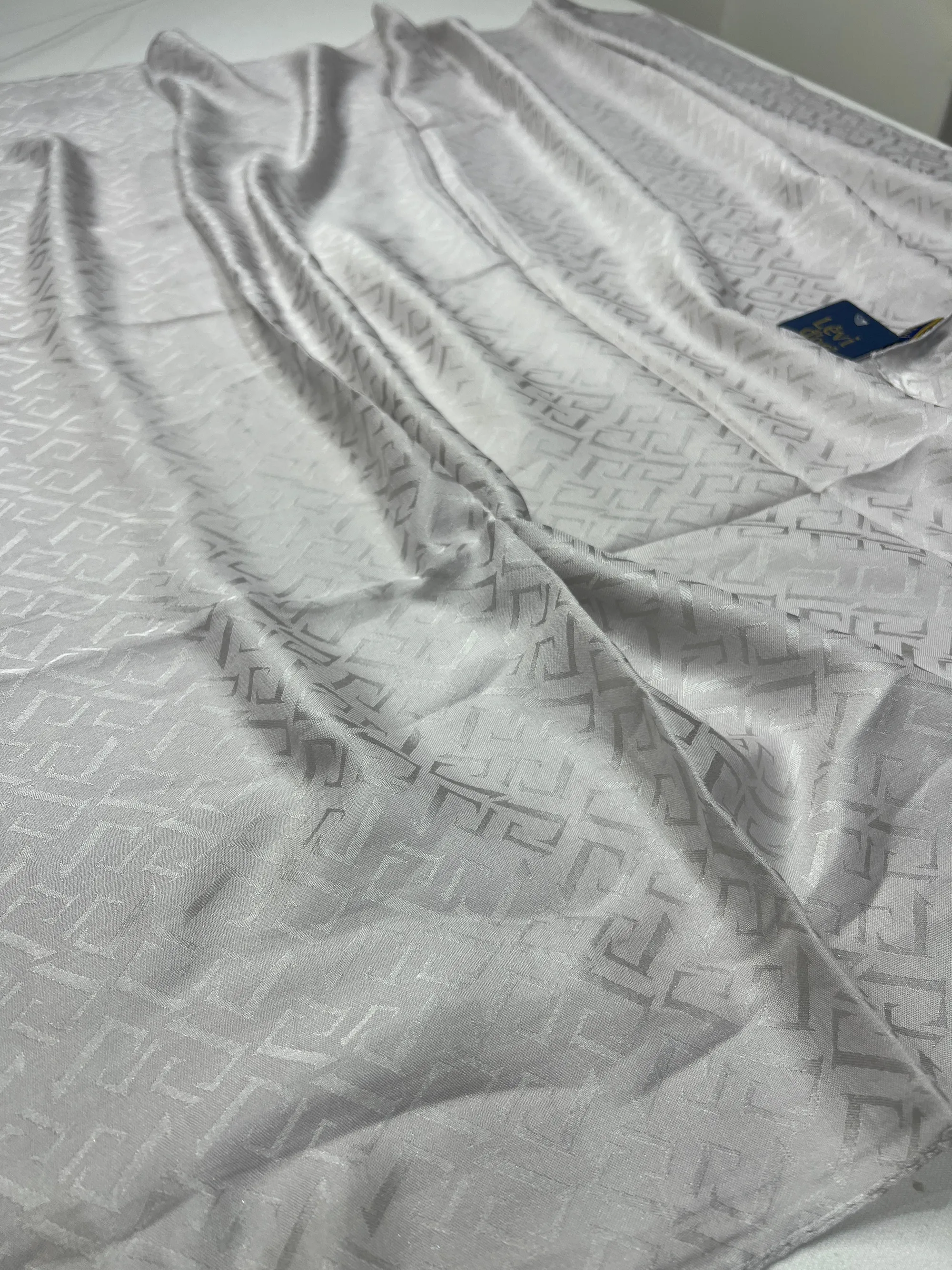 Luxe Italian Jacquard Écharpe CODE-HSC1130LVJ22505