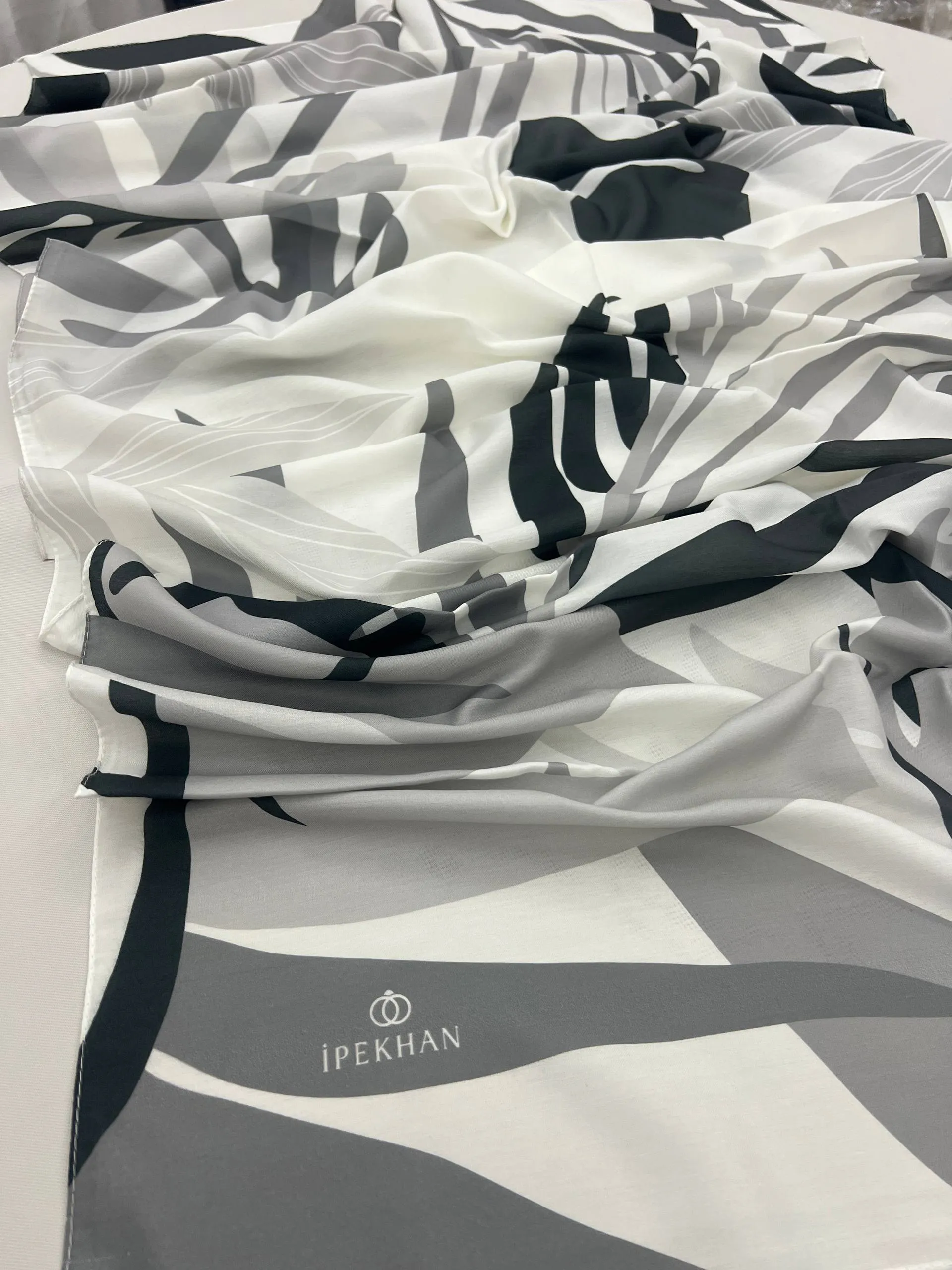 Echarpe IPEKHAN SOFT CODE-88181IPK003