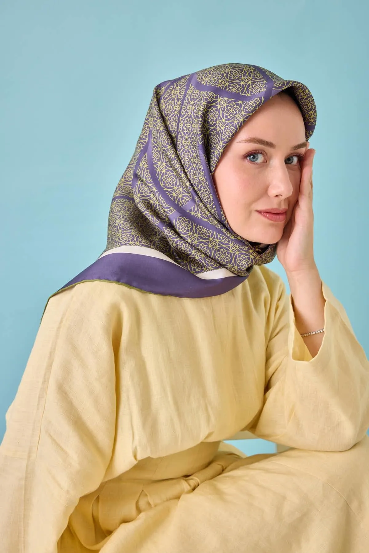 Écharpe en Twill de Soie CODE-HS11433SH21