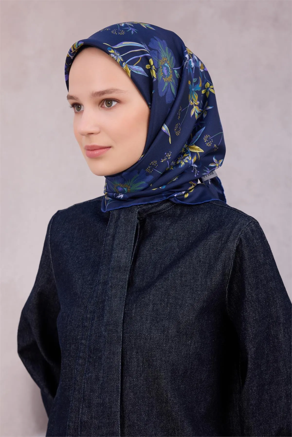 BELLI – 100 % Twill de Soie CODE HS2526BE001