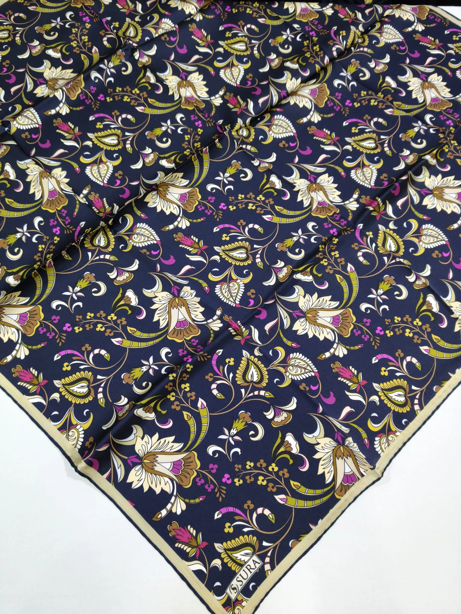 SURA Écharpe 100% PURE SOIE CODE-HSCSU003-25/26