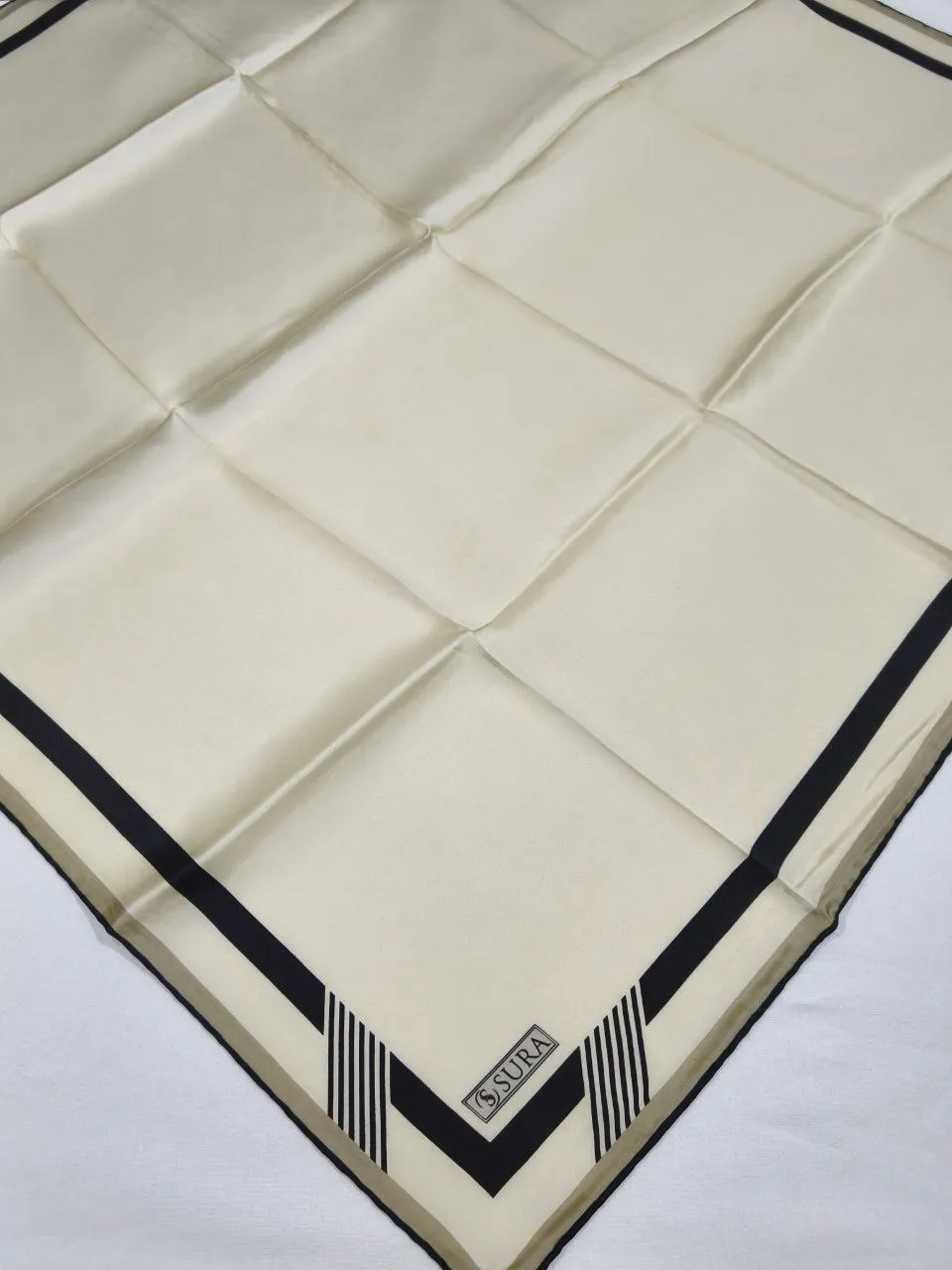 SURA Écharpe 100% PURE SOIE CODE-HSCSU002-004-25/26