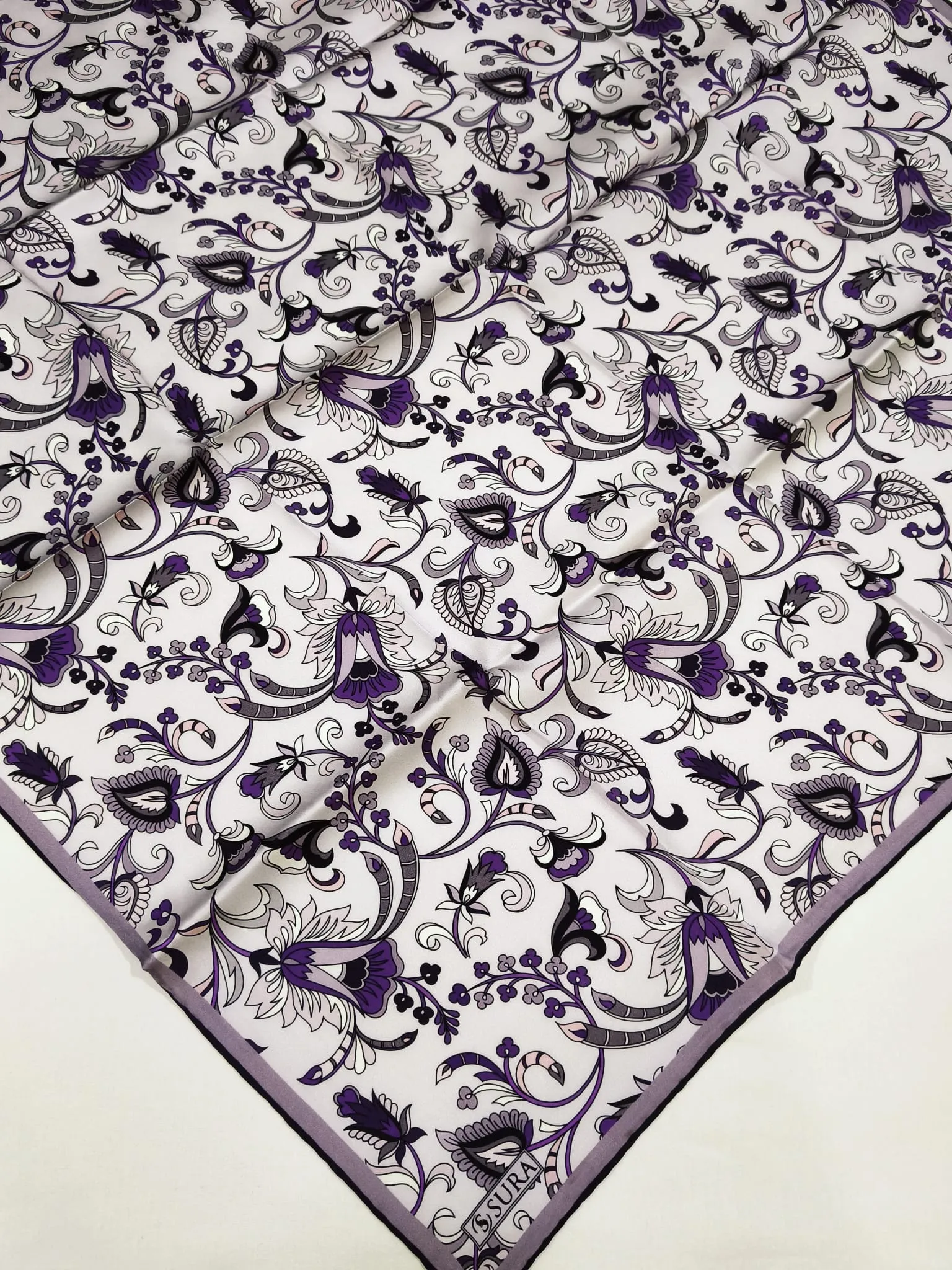 SURA Écharpe 100% PURE SOIE CODE-HSCSU001-25/26