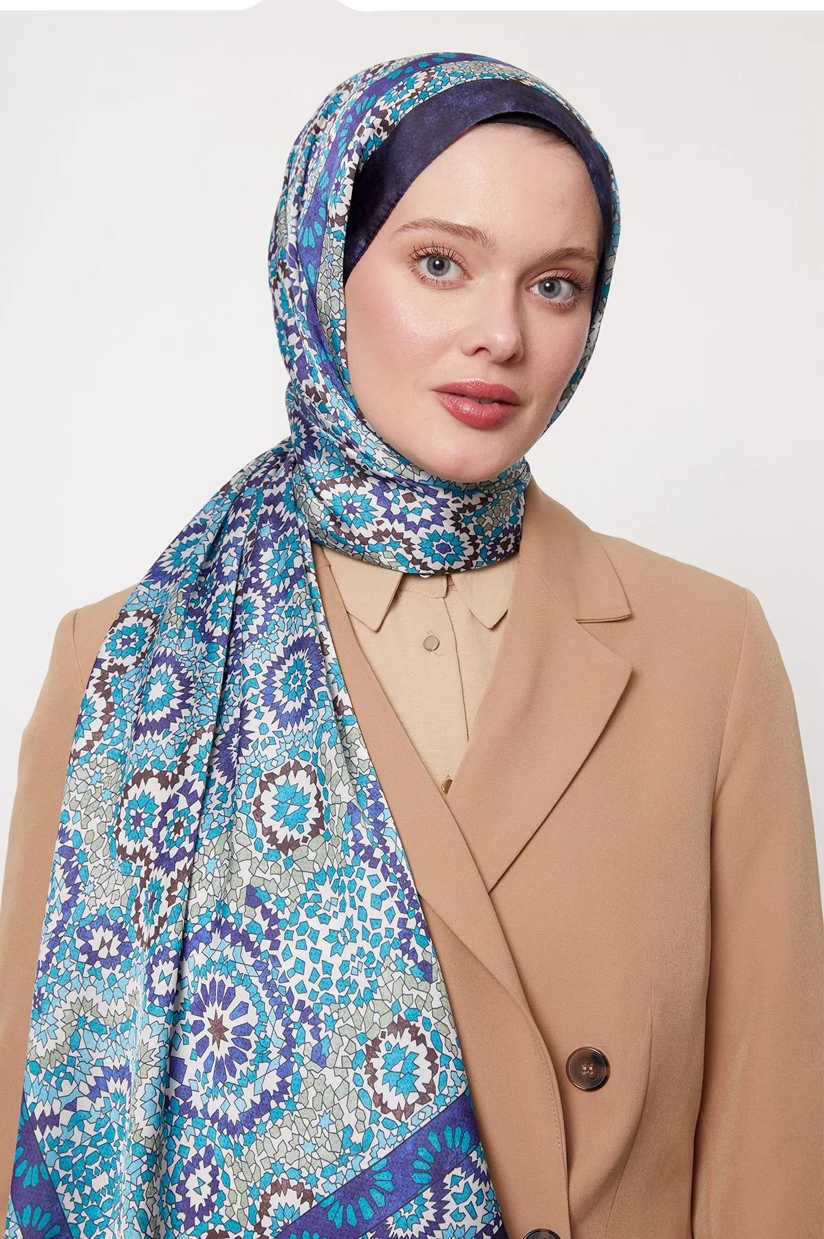 Châle en soie indienne à motif batik lilas-copy-310786000