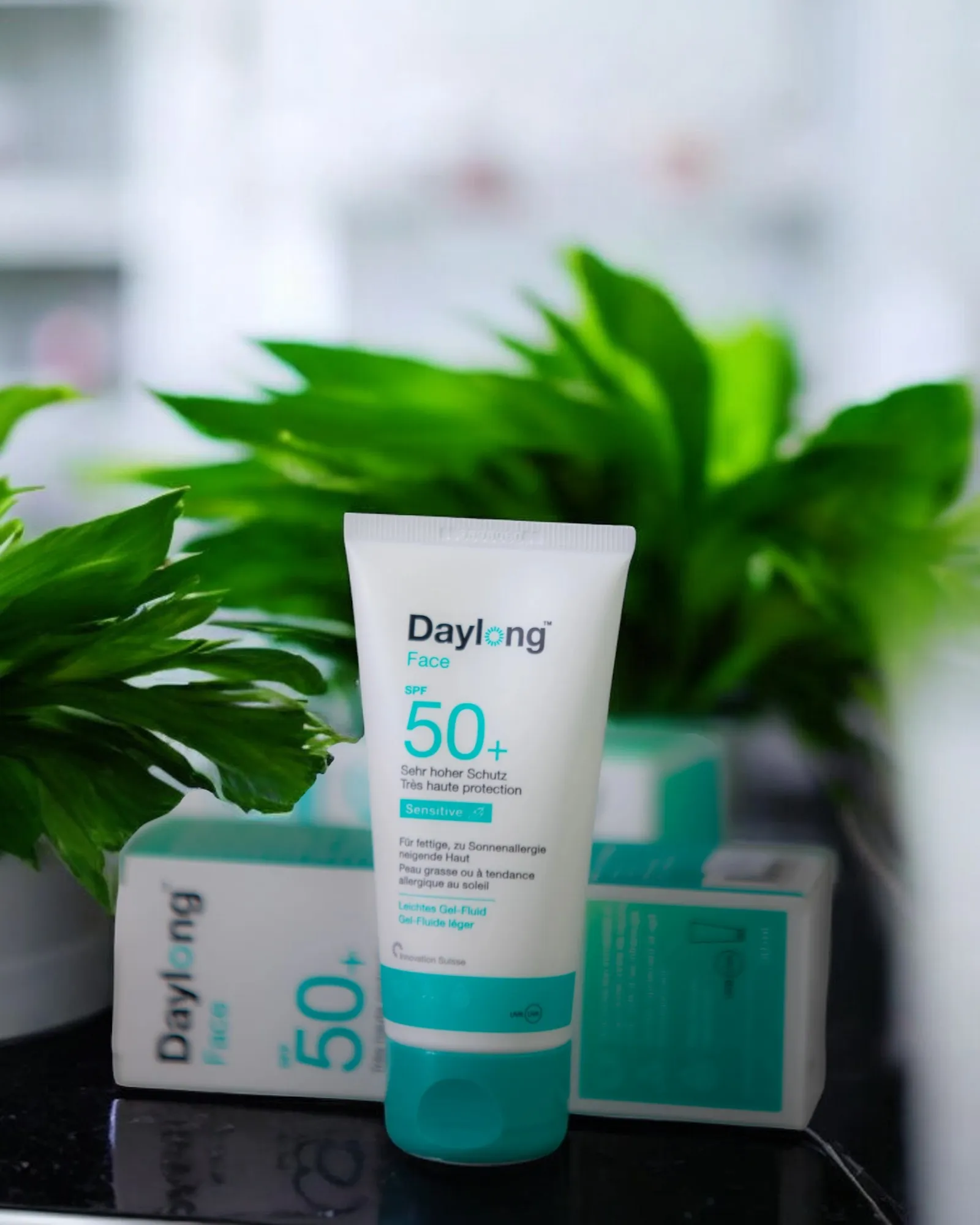 Daylong Sensitive Face Fluid Gel SPF50+ 50 ml