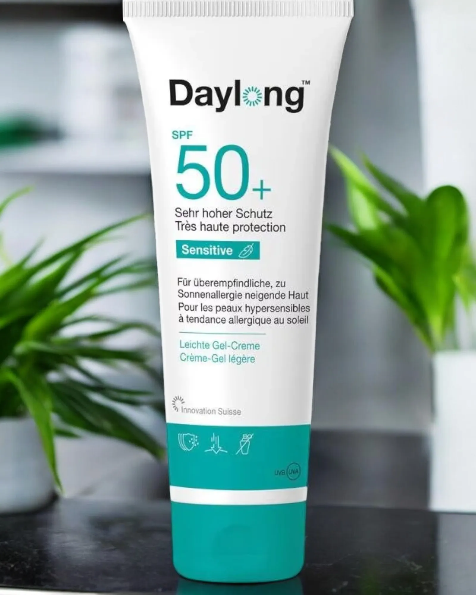 Daylong Sensitive Face Fluid Gel SPF 50+ 100 ml