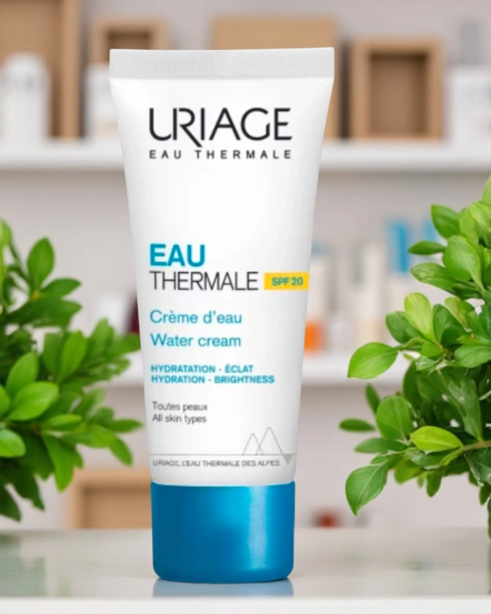EAU THERMALE CREME D EAU LEGERE SPF20 40 ML