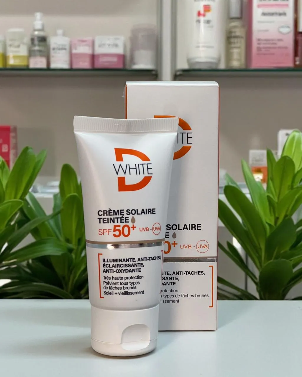 Dermalliance D-WHITE Crème Solaire Teintée SPF50+ – 50ml