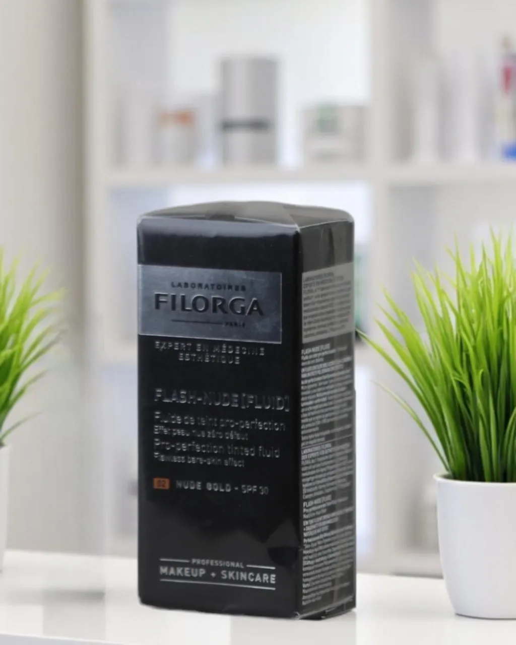 Filorga Flash Nude Fluid Pro Perfection Tinted Fluid SPF 30