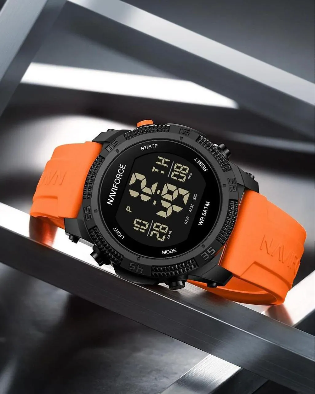 watch naviforce