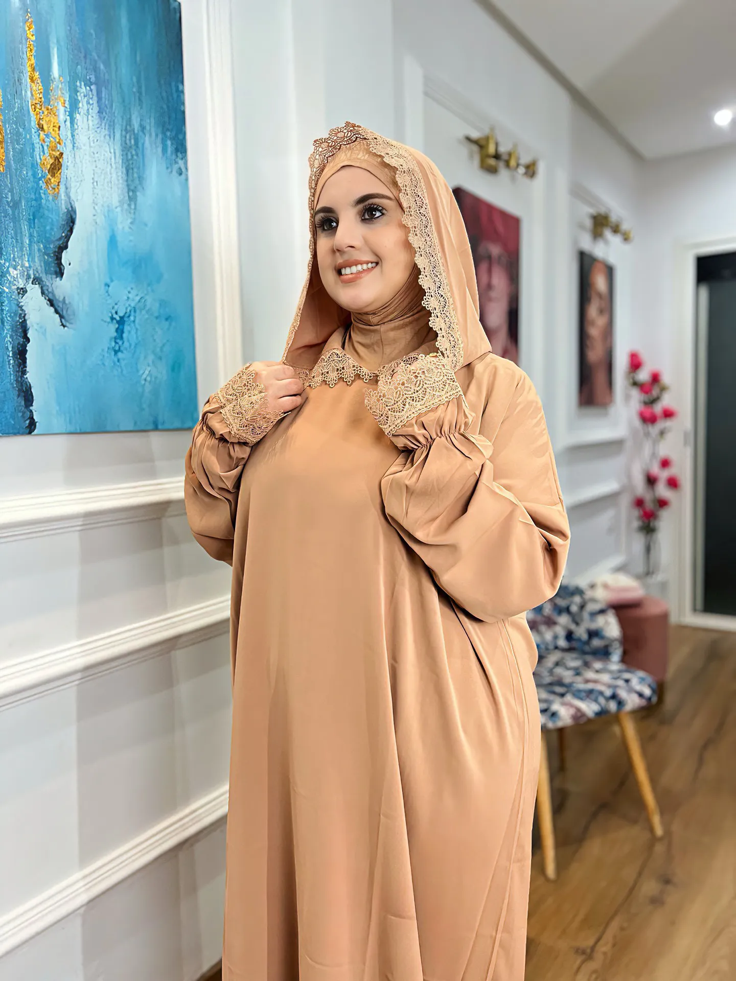 Abaya Nude