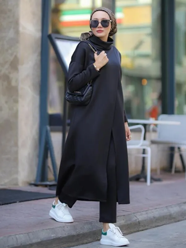 طقم راقٍ للنساء — تصميم مريح بإطلالة عصرية فاخرة